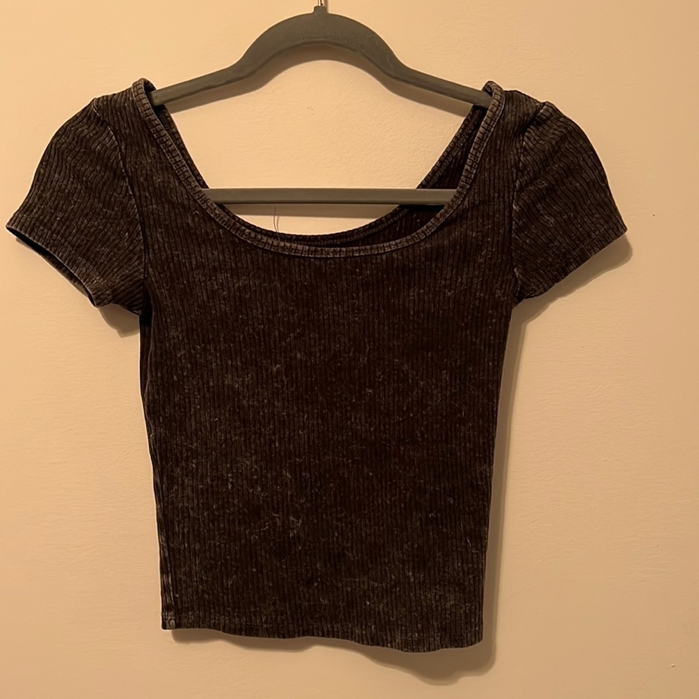 Grey crop top